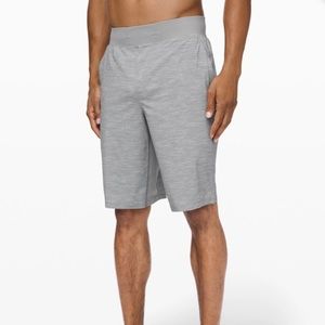 Lululemon T.H.E short 11” Linerless XL